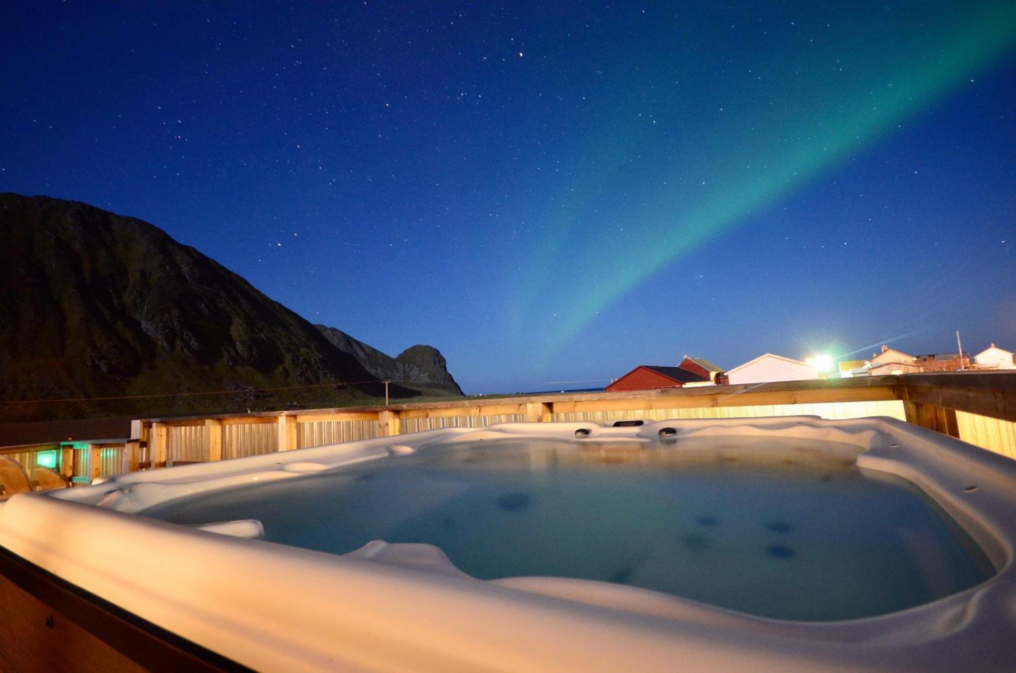 Unstad Arctic Resort Unnstad Extérieur photo