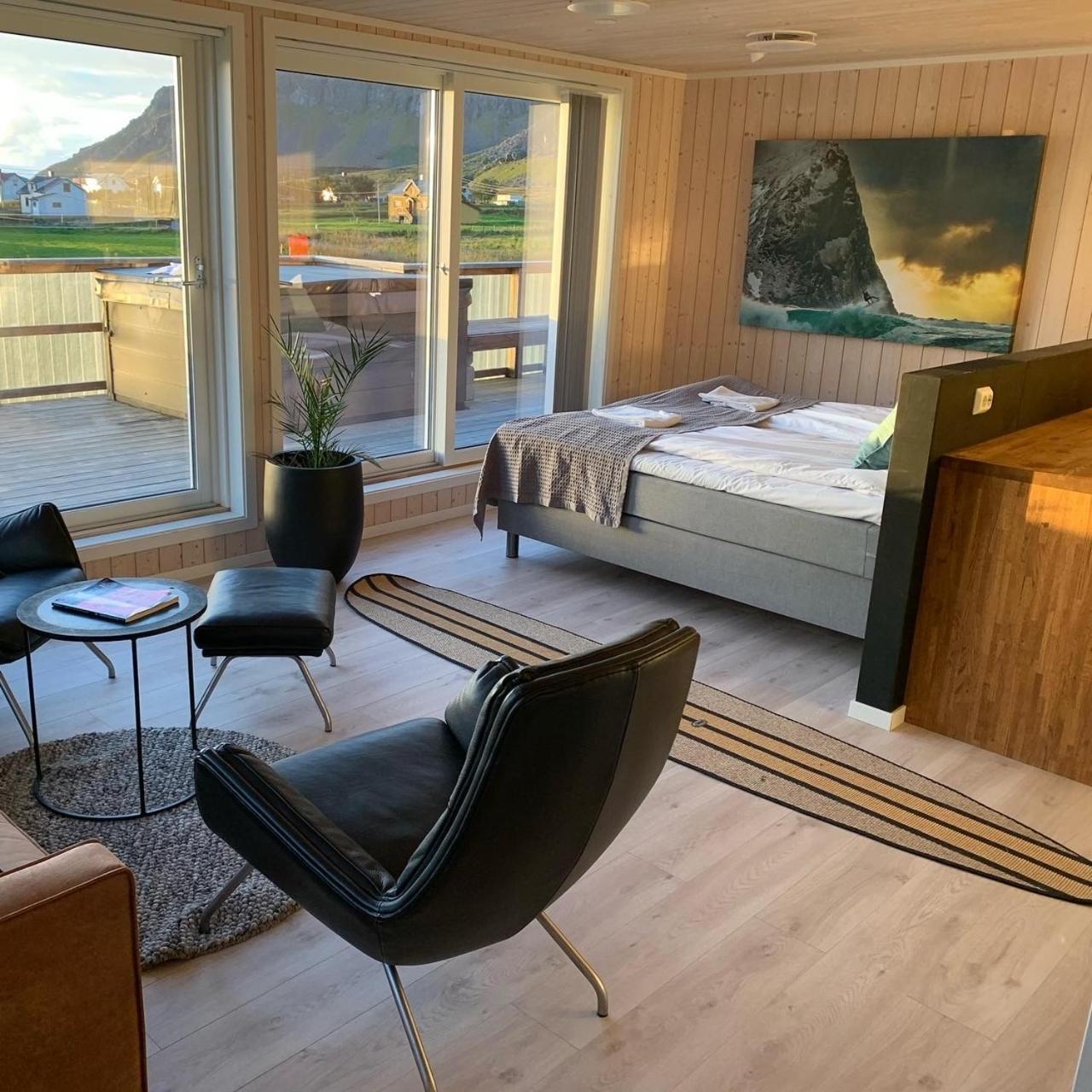 Unstad Arctic Resort Unnstad Extérieur photo